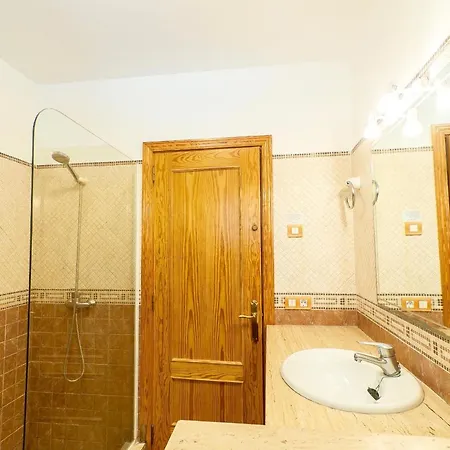 Aquamarina Sant Lluis